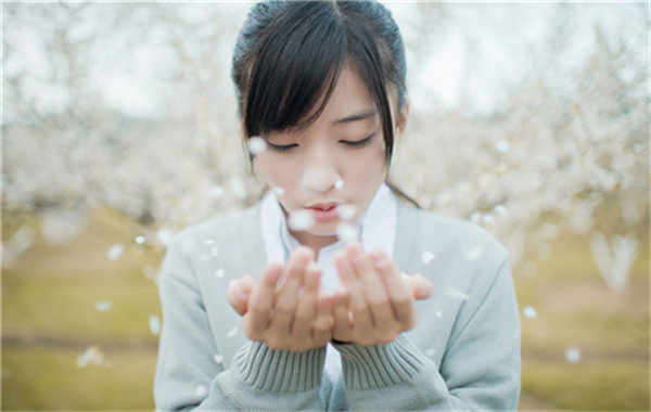 连平怀孕后验血多久可以知道男女(怀孕后多久可以验血检查出来)